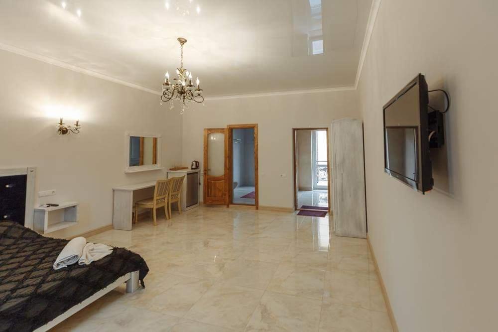 Бутик 2017 Hotel Bilhorod-Dnistrovskyi Exterior photo