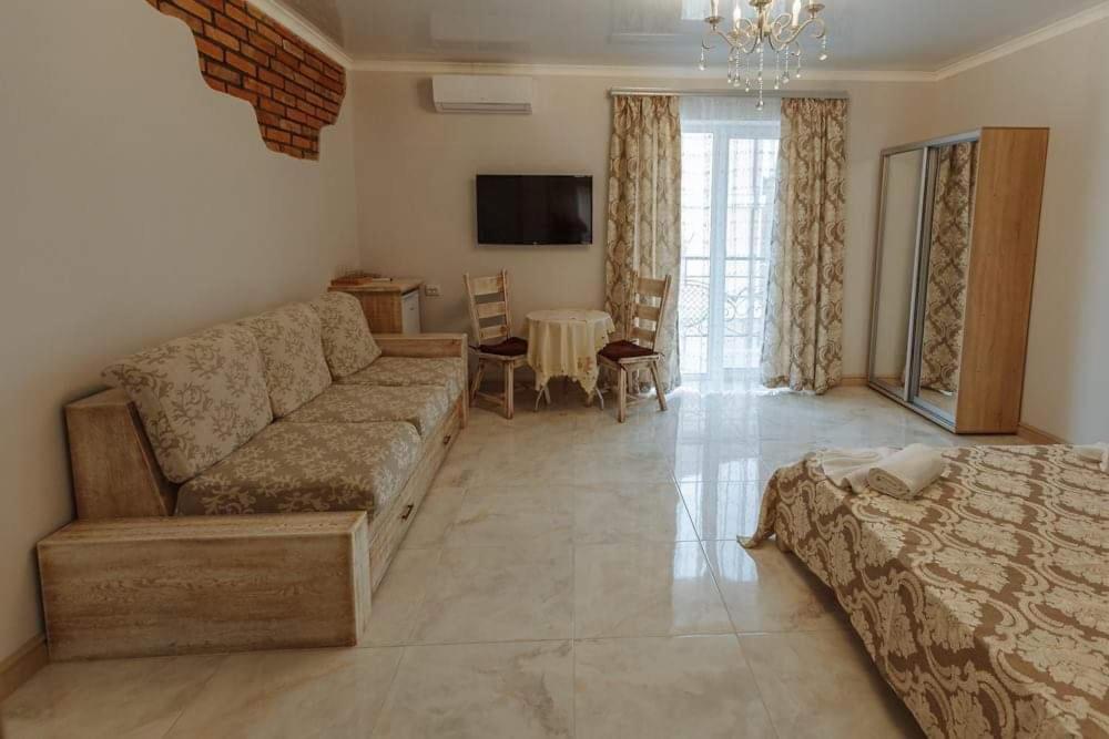 Бутик 2017 Hotel Bilhorod-Dnistrovskyi Exterior photo